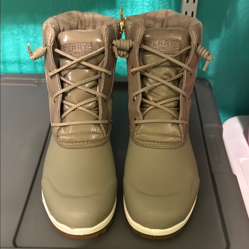 Sperry Women's Tan Boots